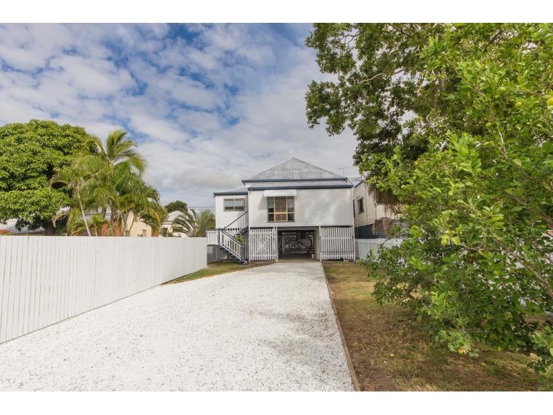 11 Arnold Street, Allenstown QLD 4700